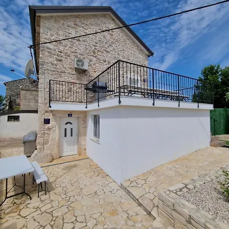 Istrian App House Margarita Apartment Vilanija